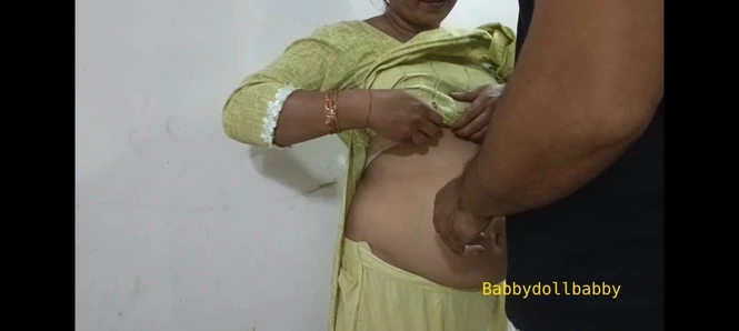 Riskli açık havada tutkunun teaser'ı - Hintli çiftin akşam sıcağı