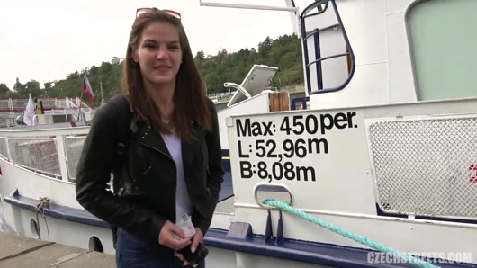 Çek sokakları - şimdiye kadarki en ürperen kız