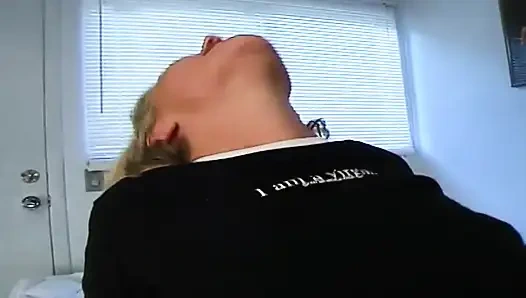 sündige Neugier endet im totalen Kontrollverlust wenn alle