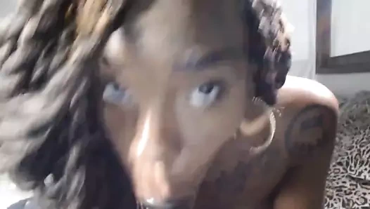 Minyatür özledim için zar zor sığdıran bir bbc içinde onu vajina