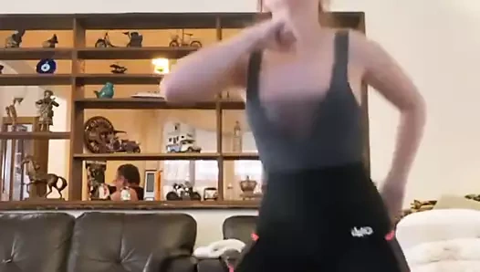 larissinha dancando 20