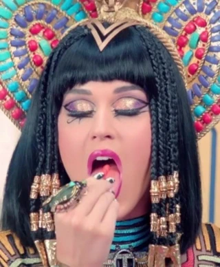 Katy Perry Döngü #4