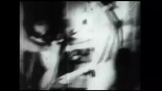 Klasik porno retro erotik tiyatro - klasik üçlü seks ilişkisi