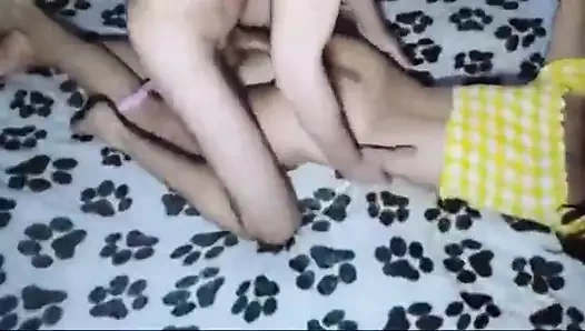 Hint kız arkadaş var sert seks ile oğlan