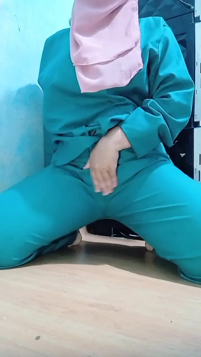 Практикующая медсестра высказывается