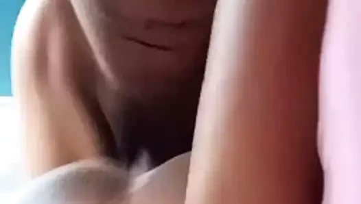 Ma chienne Maman en plein confinement partit 2