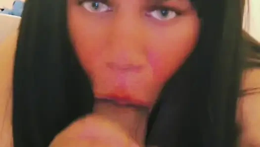 Büyük zenci gırtlağına kadar alıyor