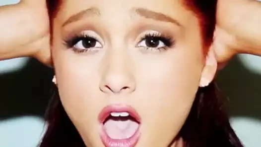 Ariana Grande 2