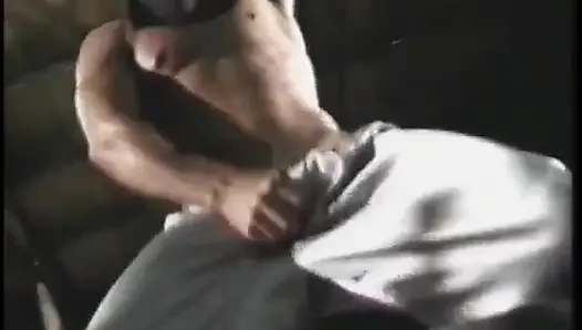 Büyük grup ucube travesti grup seks partisinde sikişiyor