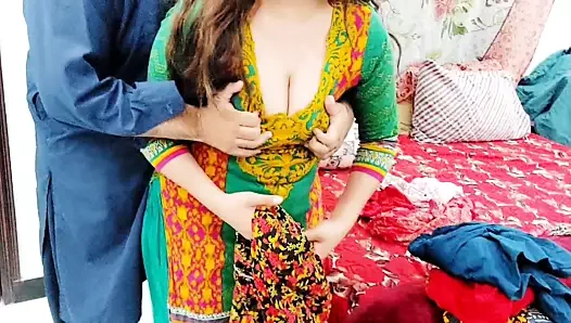 Hintli hamile anne kocasının arkadaşı tarafından evde clear hindi audio ile becerdin