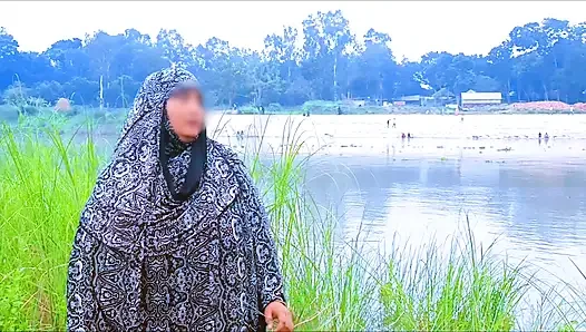 Köyüm Bengalli üvey kız kardeşimi parmakla amında siktim