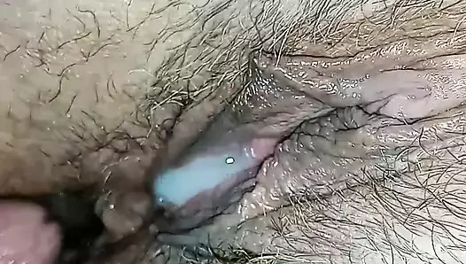 Amcığımı siktiriyorum