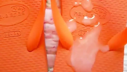 Boşalma parmak arası terlik