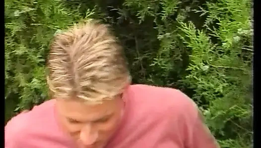 Almanya'dan amatör bayan anal deliğine girdi