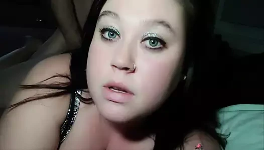 Ben sigara içerken o çok hızlı boşalıyor