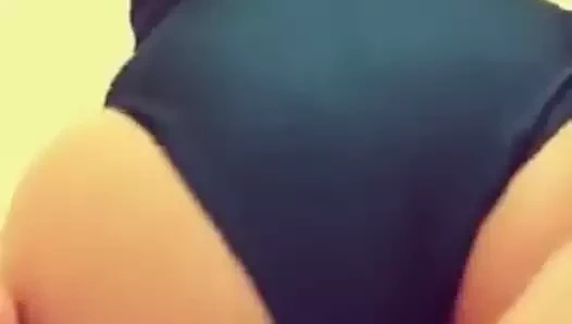 Asyalı dildo anal seks