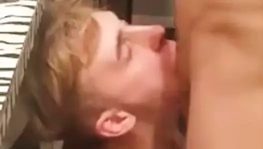 Rus eşcinsel twink sikikleri sert içinde the ağız