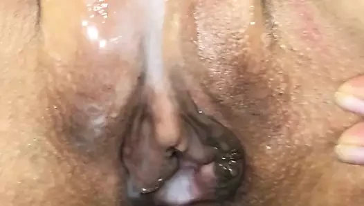 Cum on pussy
