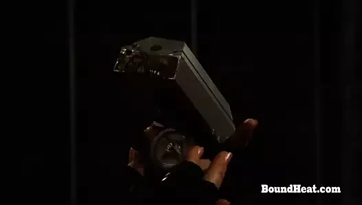 İhanete uğrayan kargo: köle izmaritlerini markala ve onları yeni sahibine gönder