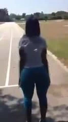 Amazon götü mükemmel durumda ve sallıyor!