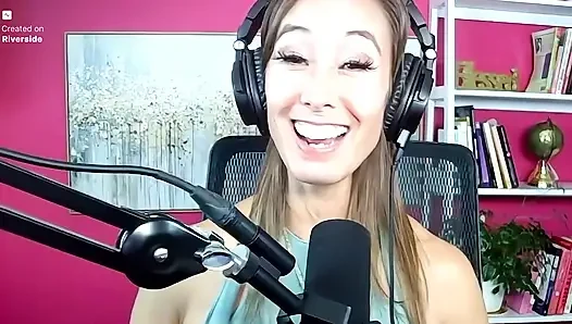 Trikepatrol röportajı - Christy Love (papaz, yetişkin sanatçı ve komedyen!)