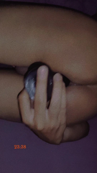 sissy playing with her hole