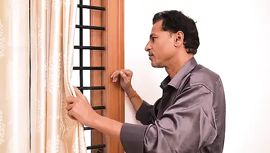 YAŞLı ERKEK KARDEŞLERI SIKIYOR EVLI KADıN ÜVEY ERKEK KARDEŞINI SIKIYOR, SERT ÜVEY ANNE SIKIŞIYOR