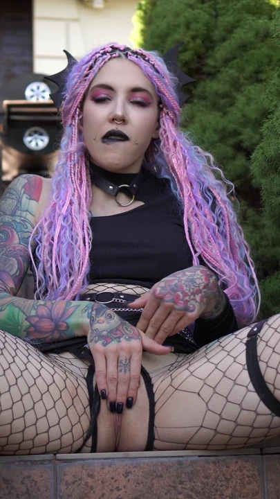 Forbidden rose 🤤