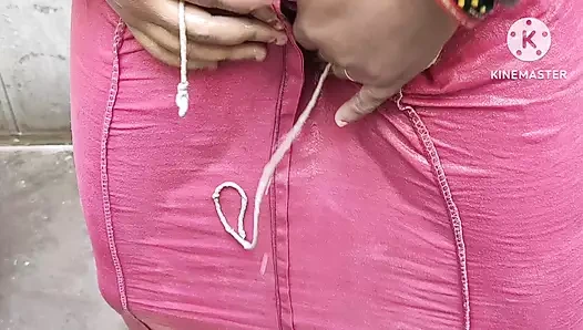 Ateşli vücuda sıcak su