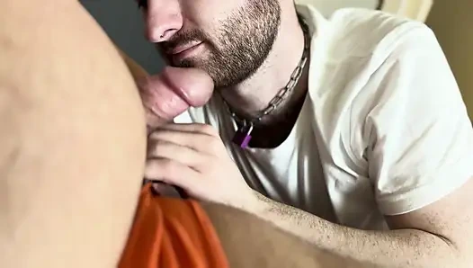 Üvey babamı emiyor