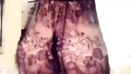 seksi dans eden bebeğim