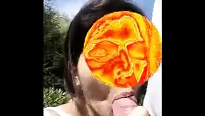 bouffe la moi