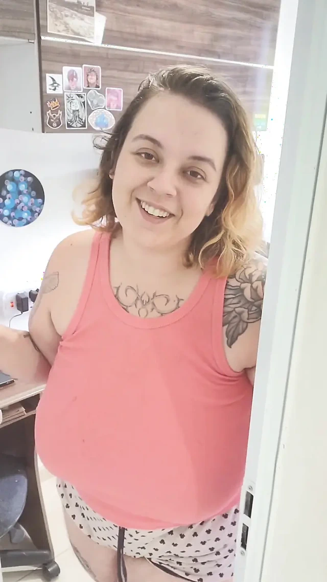 Yeni Komşu Misafirperverliğimin En Iyilerini Hak Ediyor