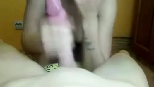 Busty sarışın kız rosa seviyor için emmek the taşaklar kuru