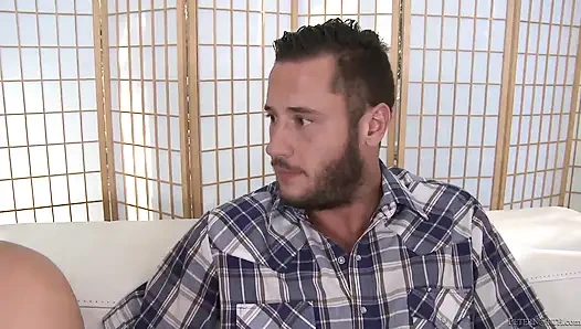 Genç kızlar büyük yarakları seviyor: Keisha Grey