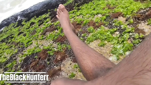 Plajda D vitamini alarak bir gün çalıştıktan sonra güzel ayaklarım