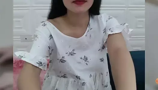 Asyalı kız çok güzel