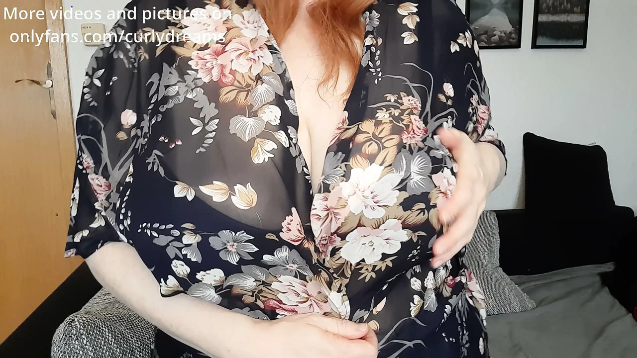 Curly_dreams Spermini Göğüslerime Ver