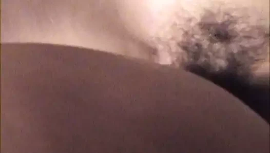 Sıcak kıllı esmer amatör