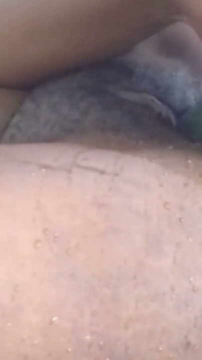 Gerçekten Desi salatalıkla amımı fışkırtmayı seviyorum Nijeryalı ateşli porno videoları xxx | Bölüm 1