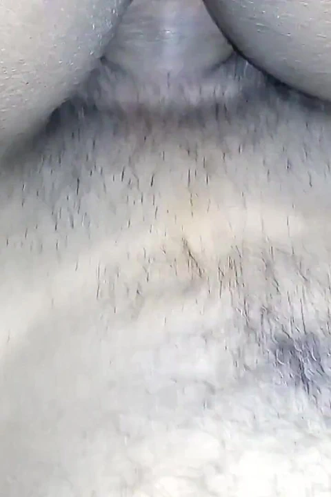 Sert oturan amcık sikişi!!! Hindistan'ın sert 18 yaşındaki kızı sikişiyor