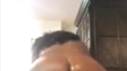 İri güzel kadın biniyor