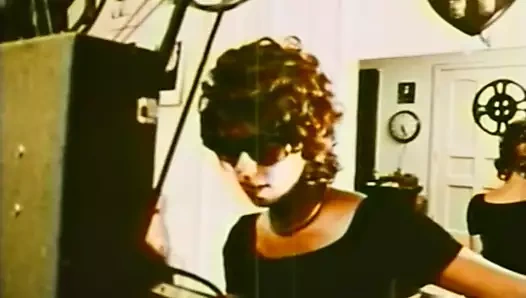 (((tiyatro fragmanı))) - erotik bakış açısı (1974) - mkx