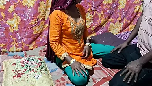 Malik Ne naukrani ko Akele Kamre Mein Chut Chud