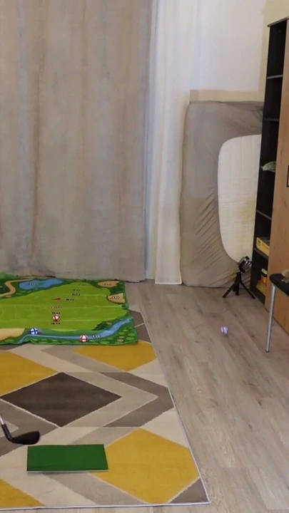 Mini Golf Girls Luna ve Matty İlk Kez Sik Boşaltmak İçin El İşi İçeriği Oynamak | Klip 2
