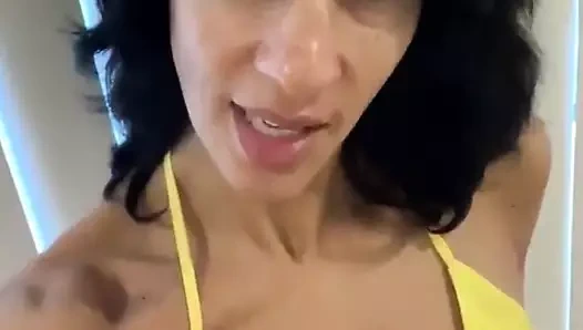 İngiliz milf yaşlı erkekleri sever. kirli fahişe pumalar