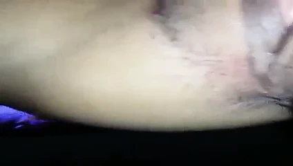 Buceta crescendo pelo