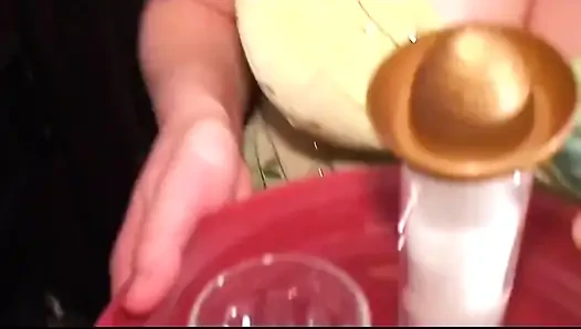 Bir kadehten döl yeme