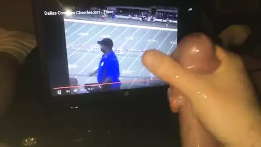 Dallas kovboylarının amigo kızlarının tatil dansına okşayarak