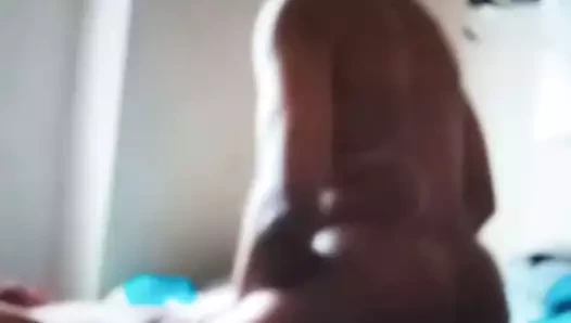 Kimin amcığı, Christine?